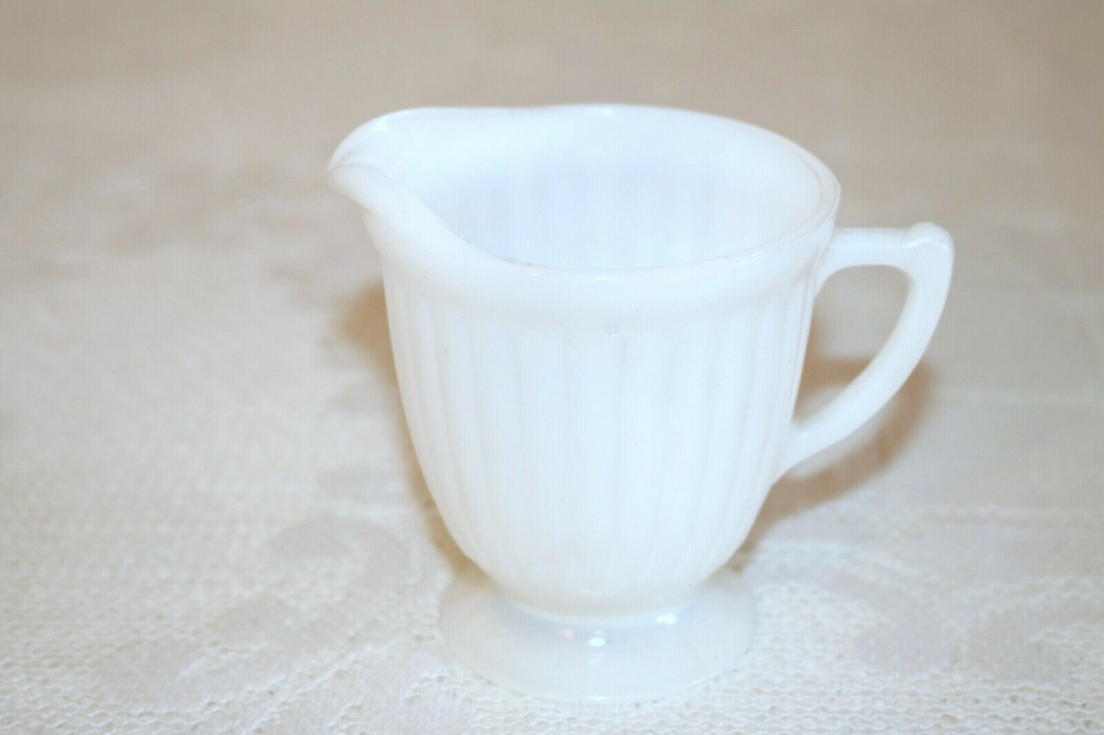 Macbeth-evans Plain Monax White Opaque Petalware Creamer & Open Sugar Bowl